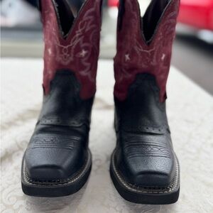 Black and Red Western Cowboy Boots